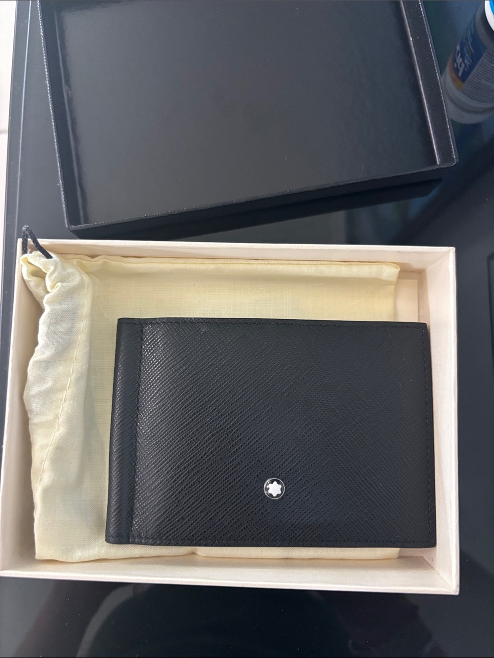 NEW - Montblanc Black Leather Wallet with White Star Emblem